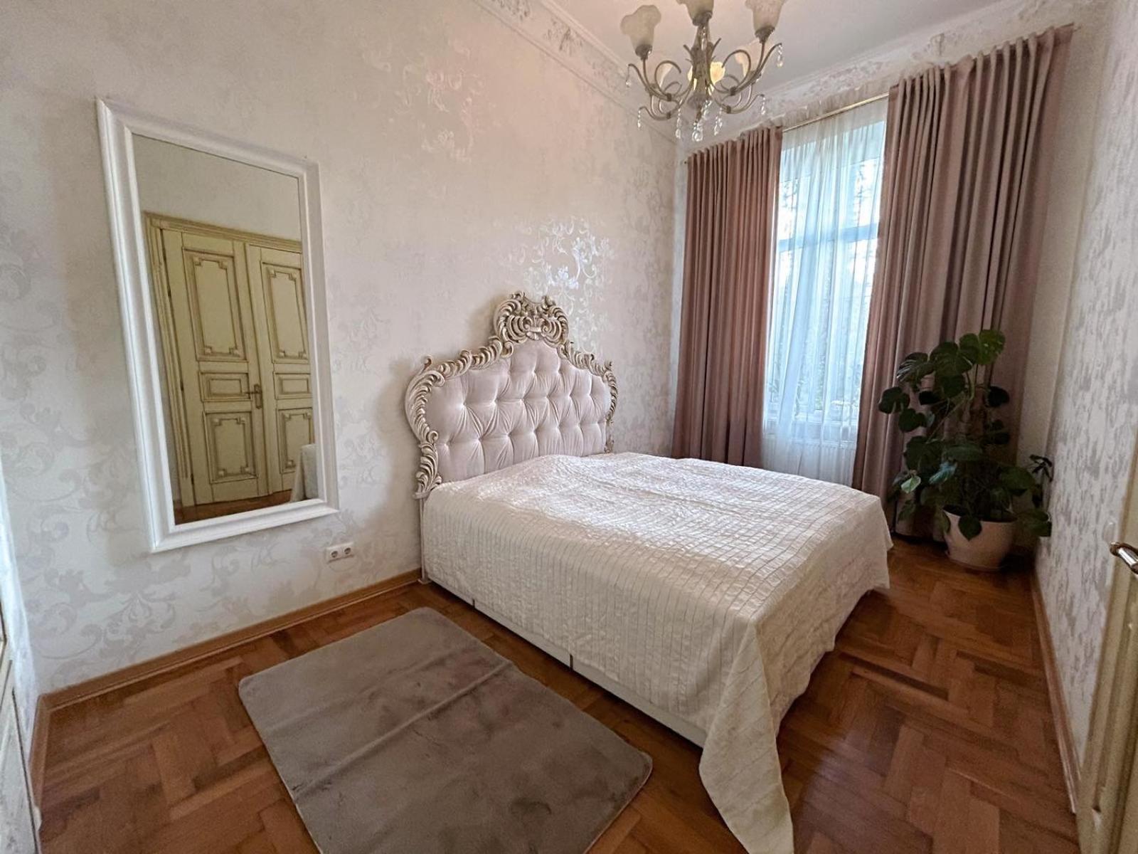 GoldenApartmentLviv Eksteriør billede