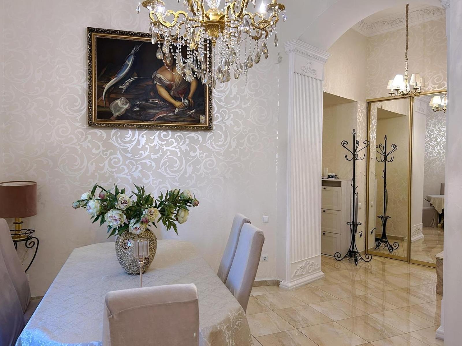 GoldenApartmentLviv Eksteriør billede